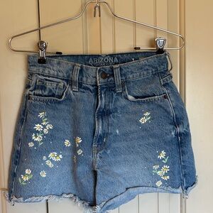 Arizona juniors Jean shorts NWOT